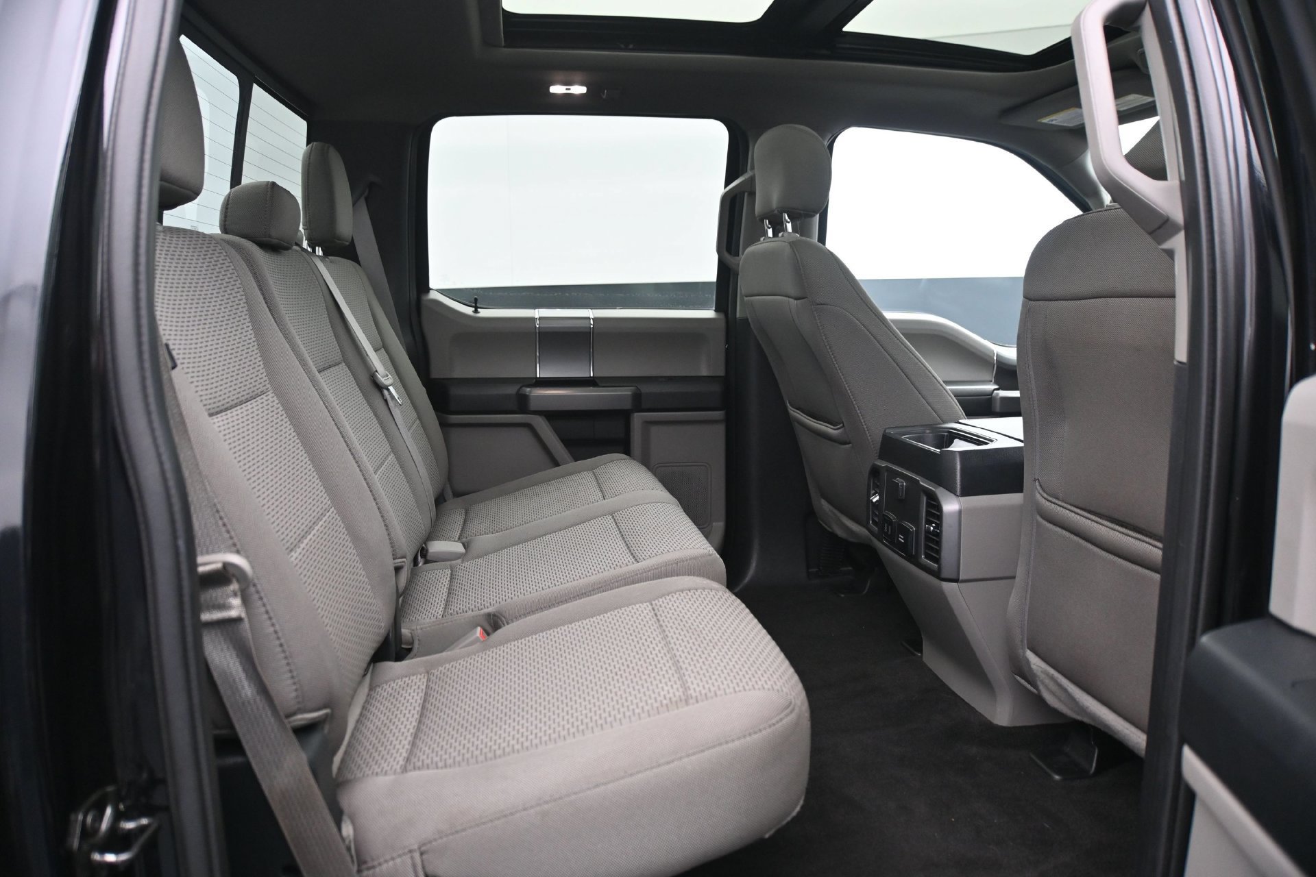 Used 2019 Ford F150 XLT w/ Equipment Group 302A Luxury AWD/4WD image 15