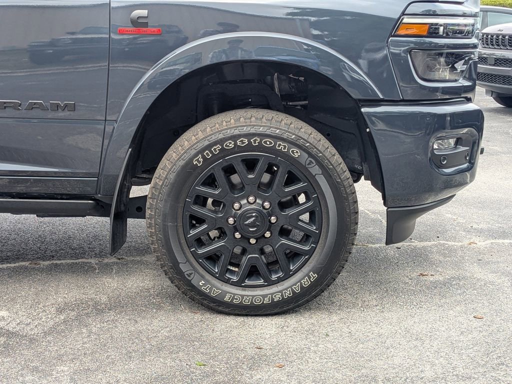 Used 2025 RAM 2500 Limited AWD/4WD image 12