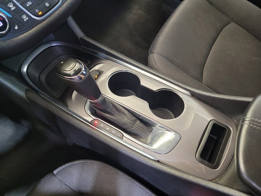 Used 2020 Chevrolet Malibu LT FWD image 26