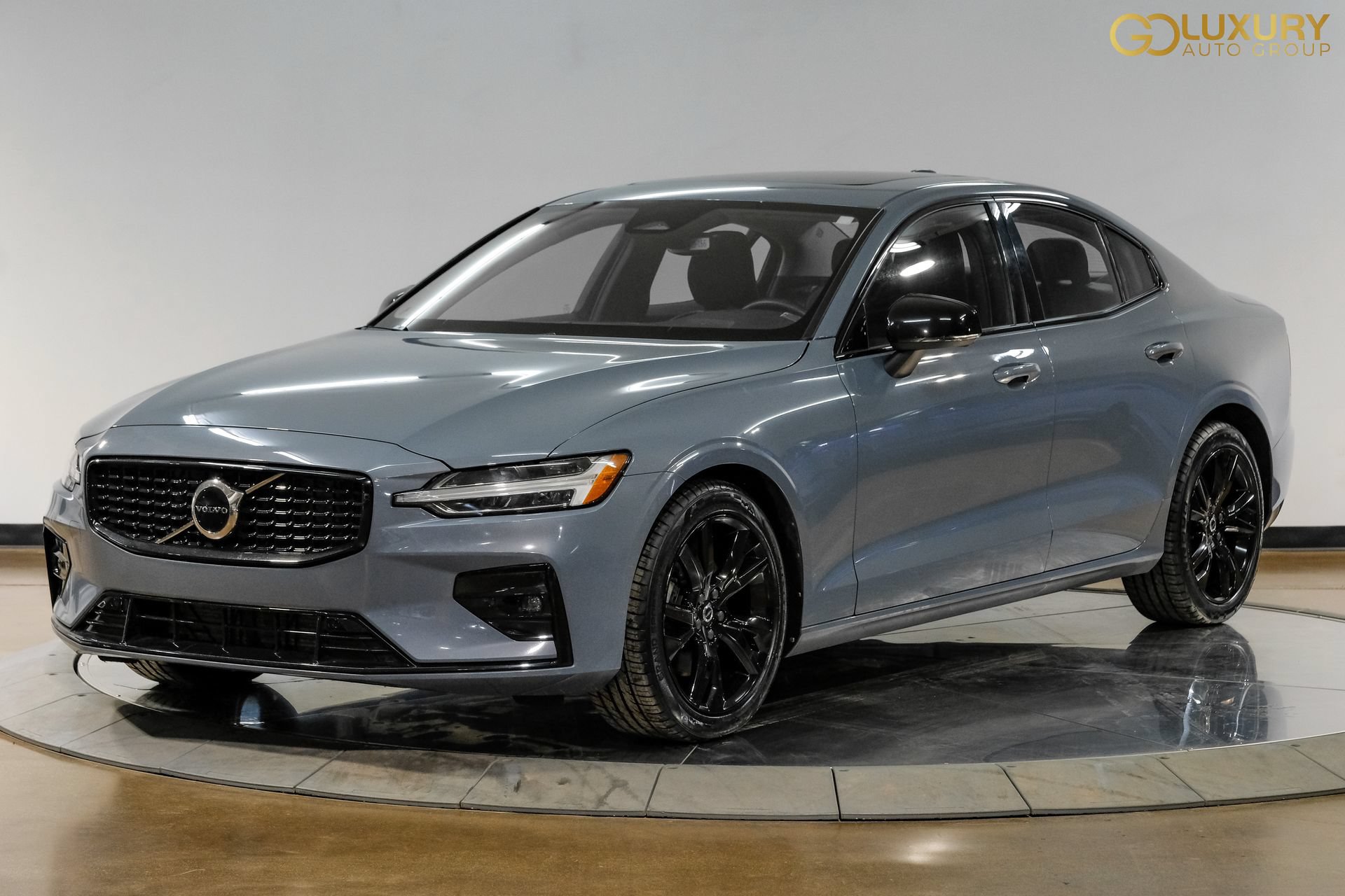 Used 2024 Volvo S60 B5 Core FWD image 8
