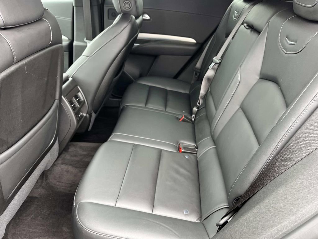 Certified 2023 Cadillac XT4 Premium Luxury w/ Cold Weather Package image 19