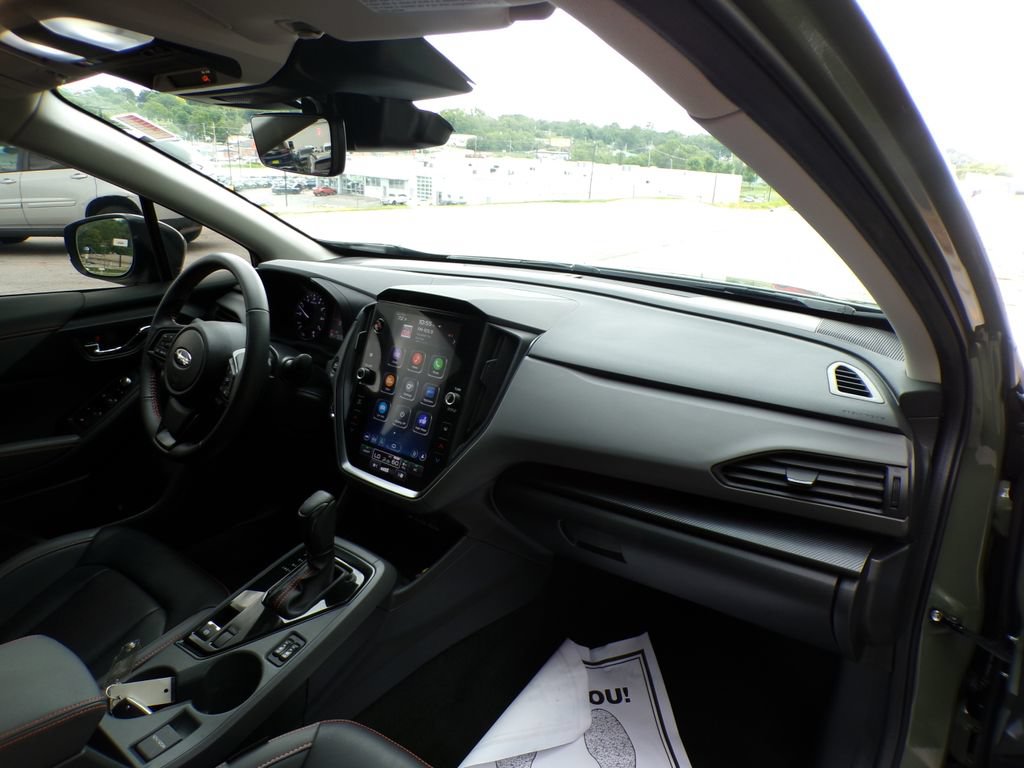 Used 2024 Subaru Crosstrek 2.5i Limited w/ Crosstrek Mirror Package AWD/4WD image 14