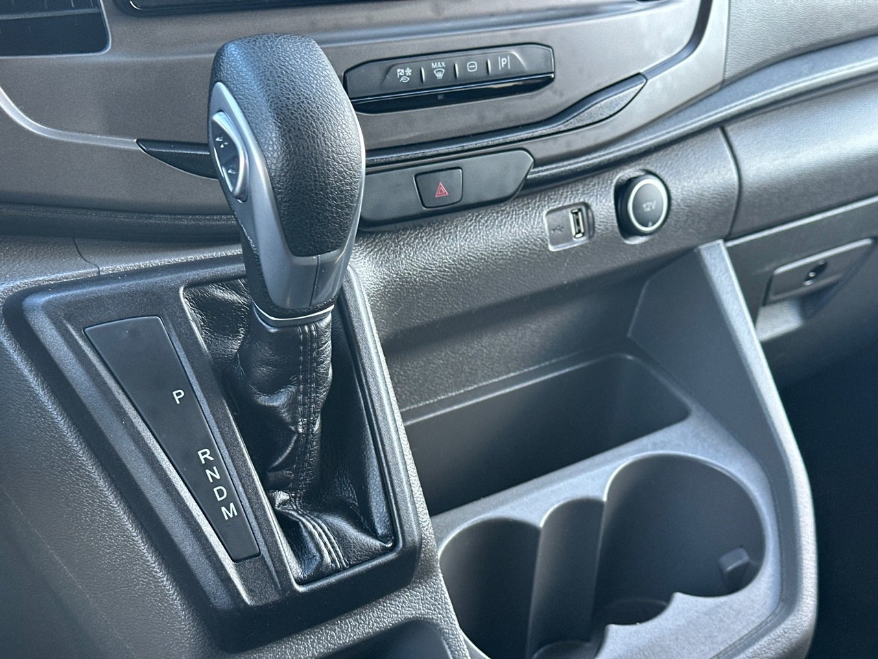 Used 2022 Ford Transit 350 XLT image 32