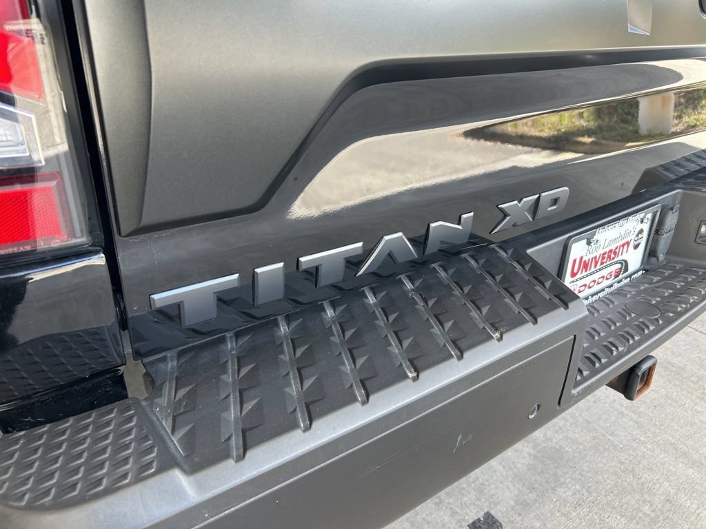 Used 2021 Nissan Titan PRO-4X w/ Pro-4x Convenience Package AWD/4WD image 21
