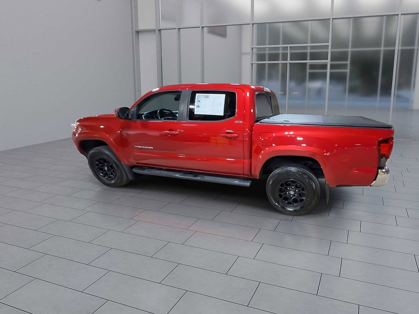 Certified 2020 Toyota Tacoma SR5 image 6