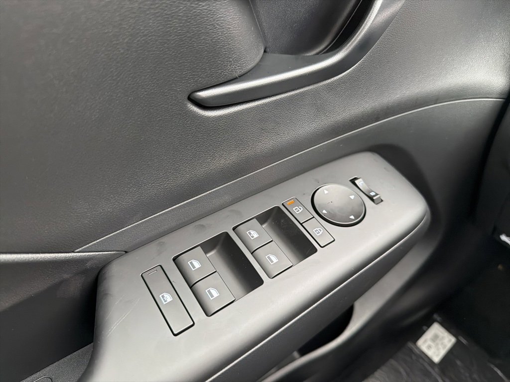 New 2026 Hyundai Kona SE image 26