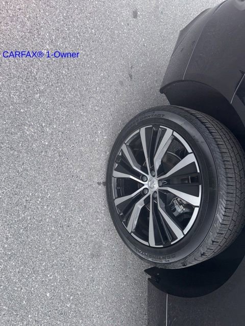 Certified 2023 Volvo XC60 B5 Plus w/ Climate Package image 9