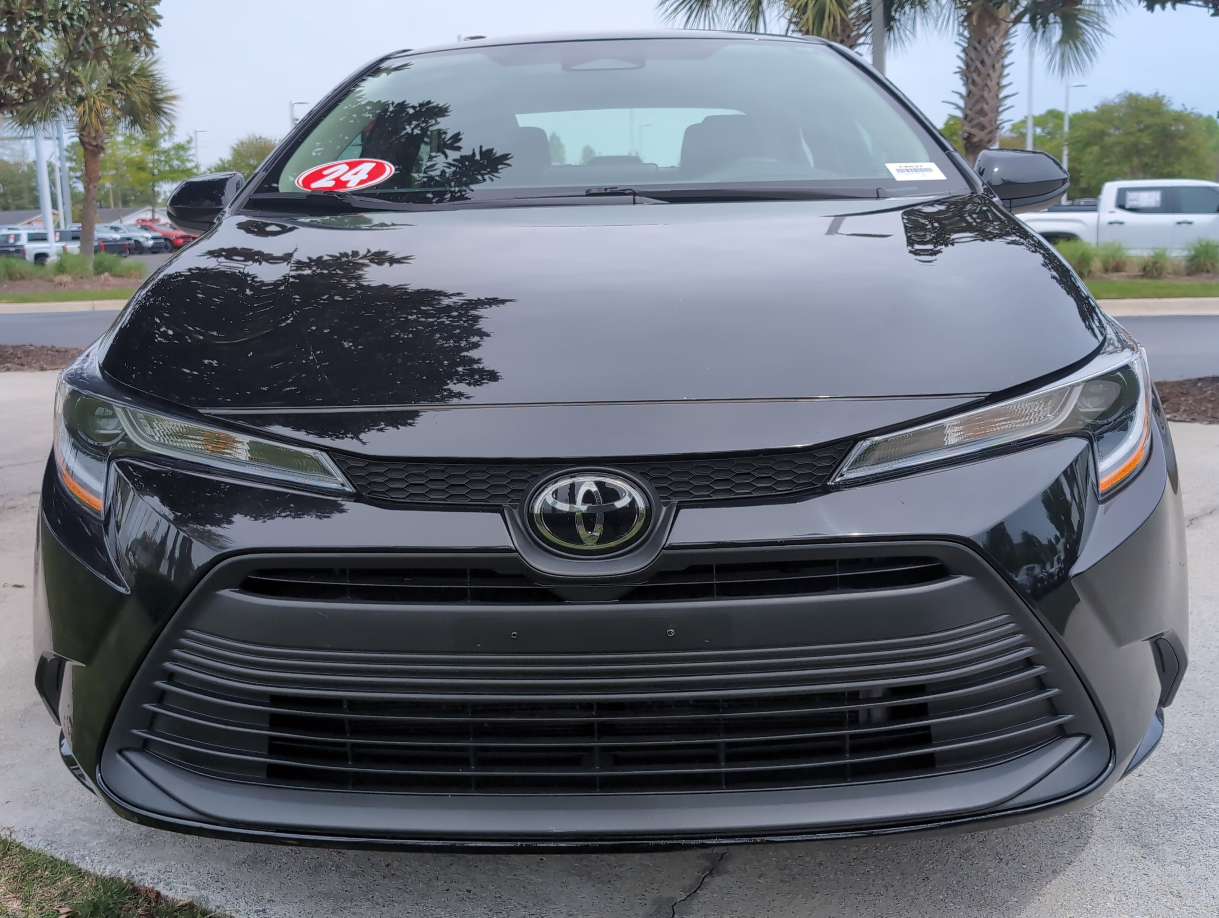 Certified 2024 Toyota Corolla LE FWD image 3