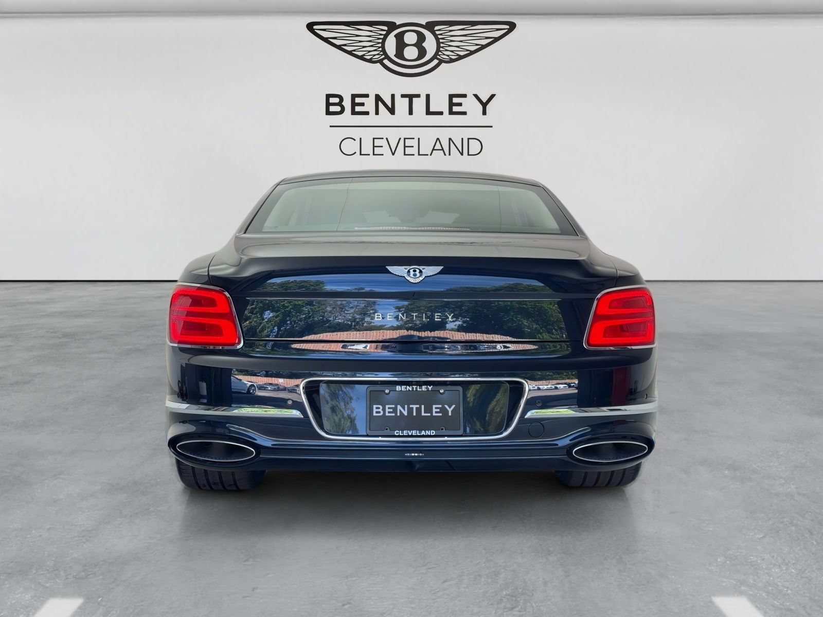 New 2026 Bentley Flying Spur Plug-In Hybrid AWD/4WD image 32