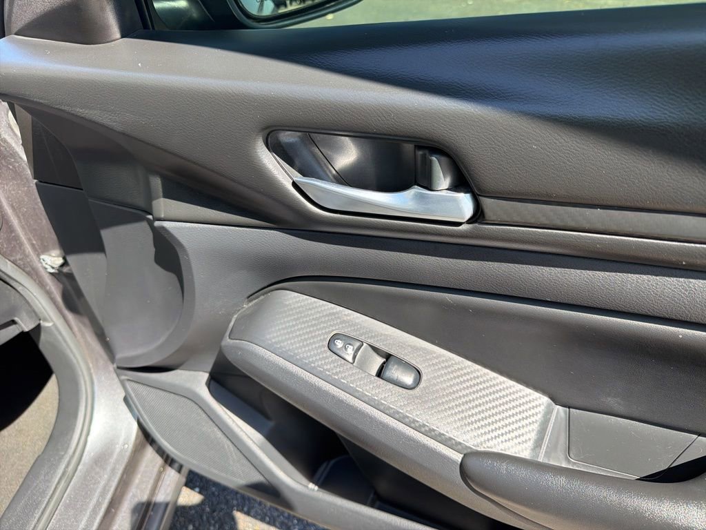 Used 2022 Nissan Altima 2.5 S image 29