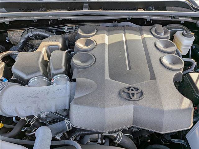 Used 2024 Toyota 4Runner SR5 Premium w/ Moonroof Package RWD image 22