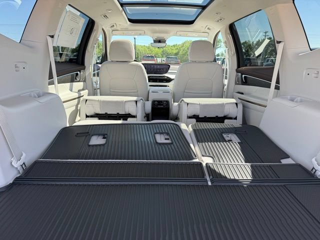 New 2026 Buick Enclave Avenir w/ Super Cruise Package AWD/4WD image 41