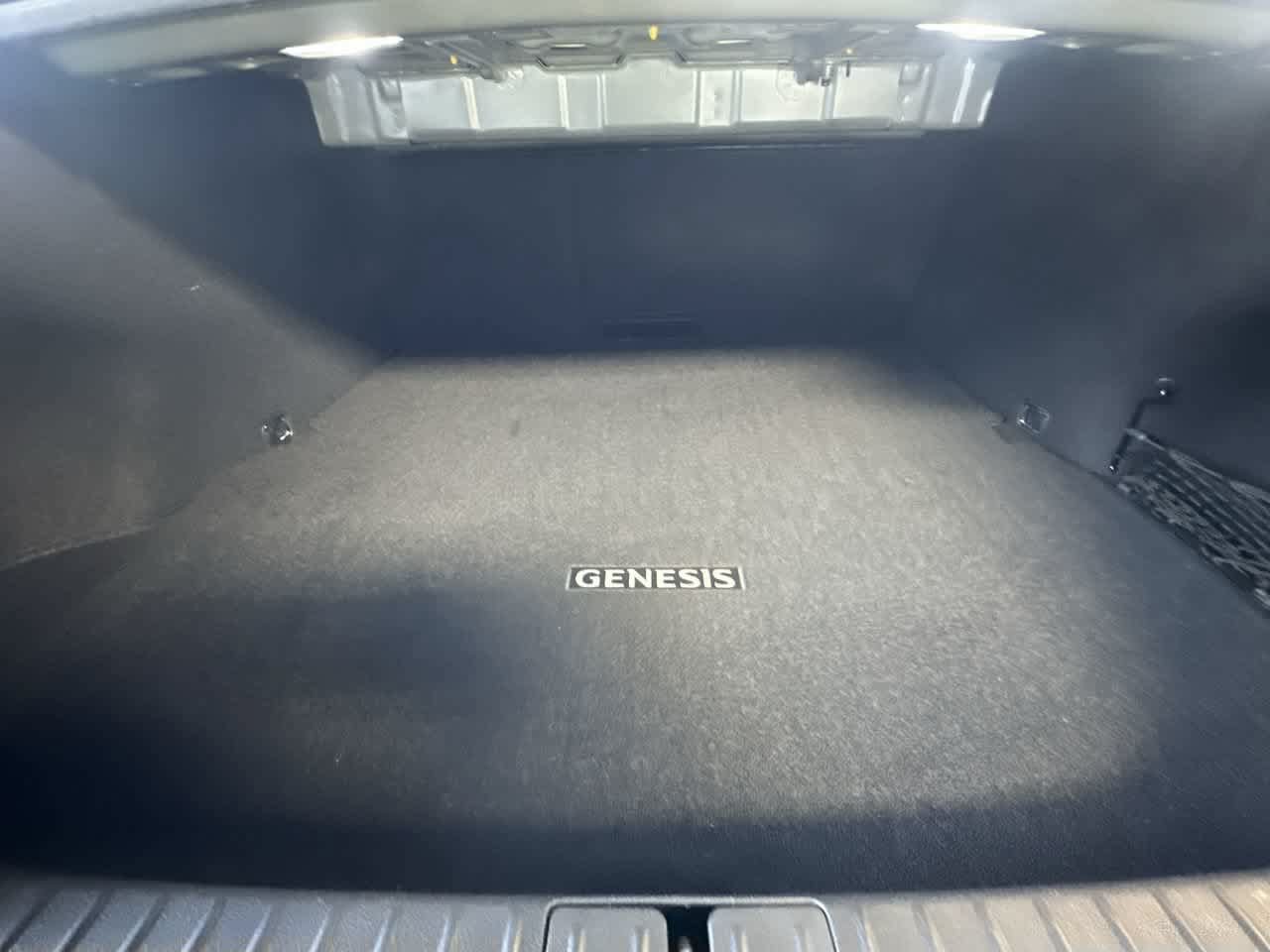 Used 2023 Genesis G70 2.0T RWD image 25