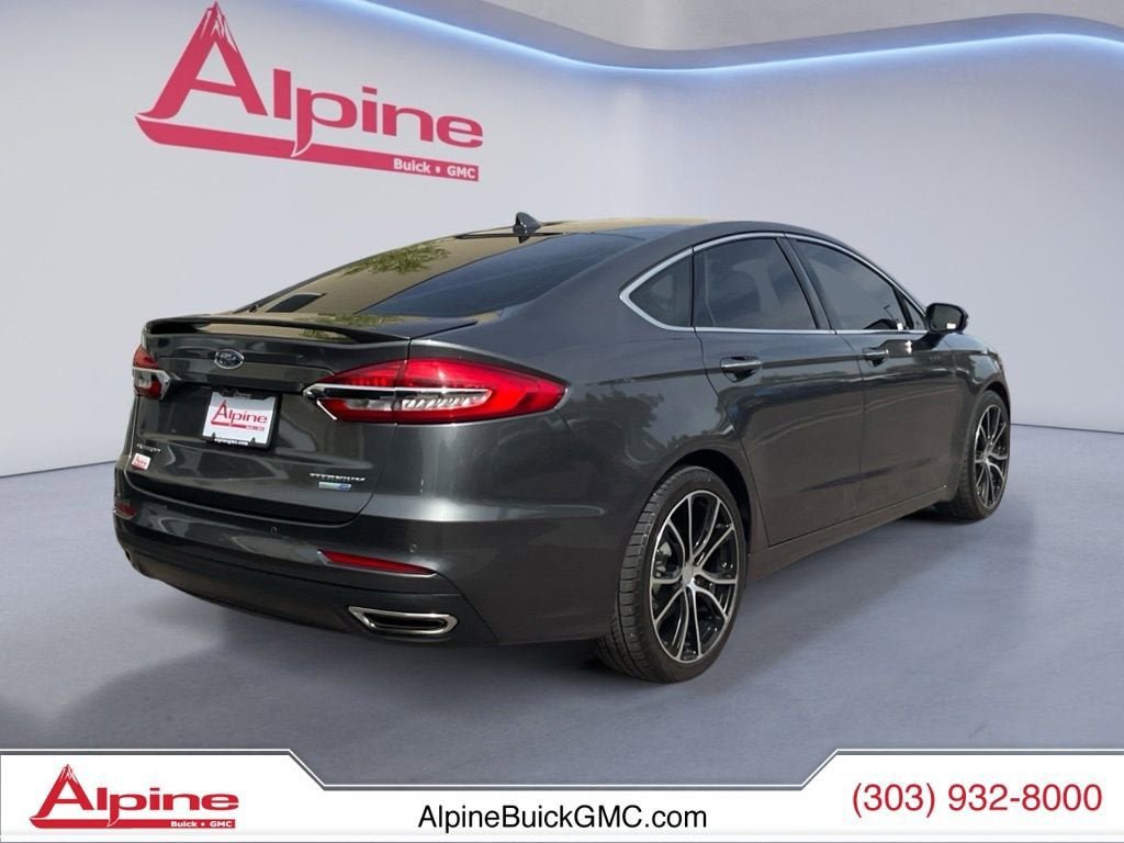 Used 2020 Ford Fusion Titanium image 5