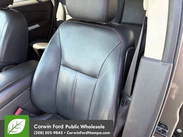 Used 2013 Ford Edge SEL FWD image 24