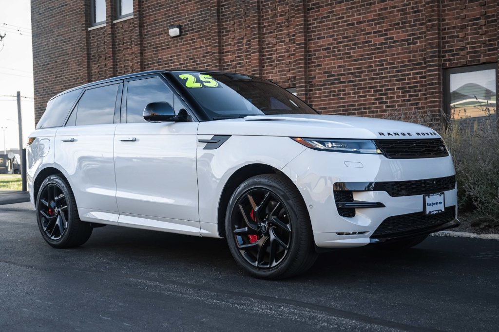 Used 2025 Land Rover Range Rover Sport Dynamic SE AWD/4WD image 13