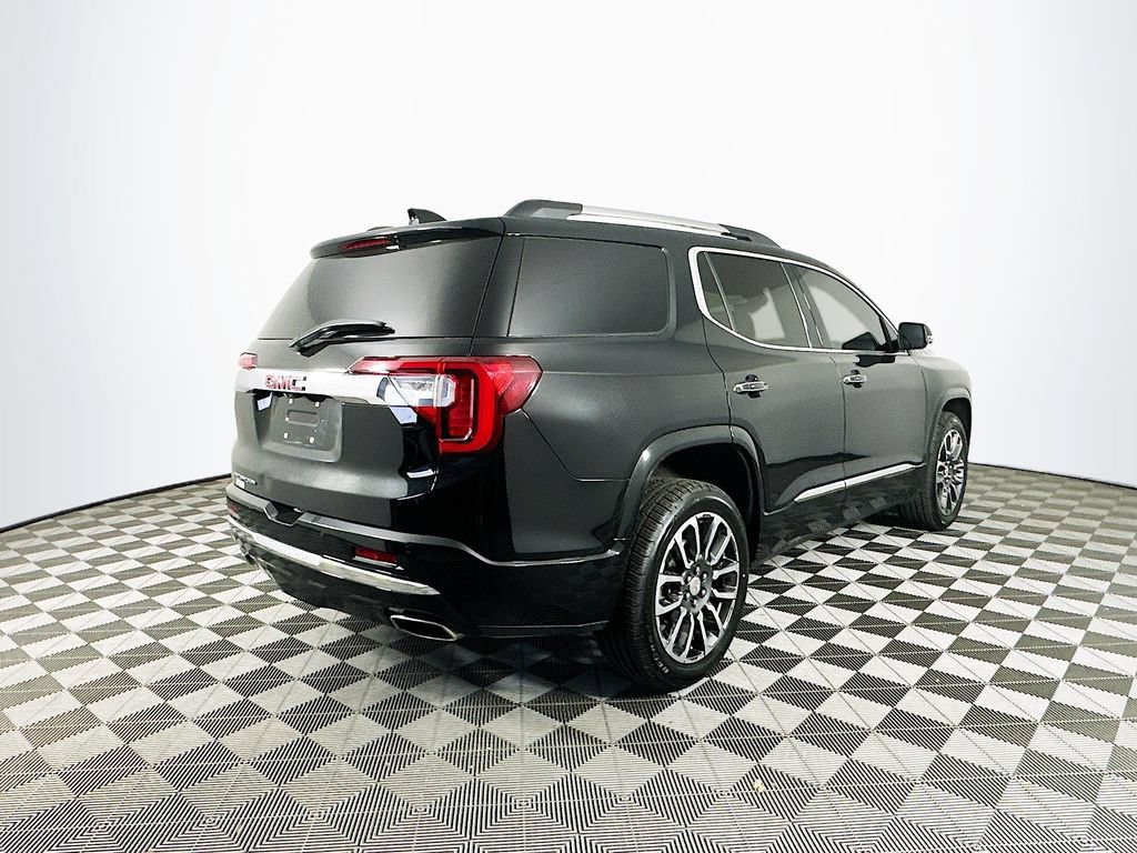 Used 2020 GMC Acadia Denali w/ Technology Package FWD image 12