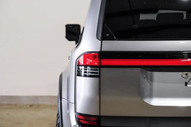 Used 2025 Lexus GX 550 AWD/4WD image 29