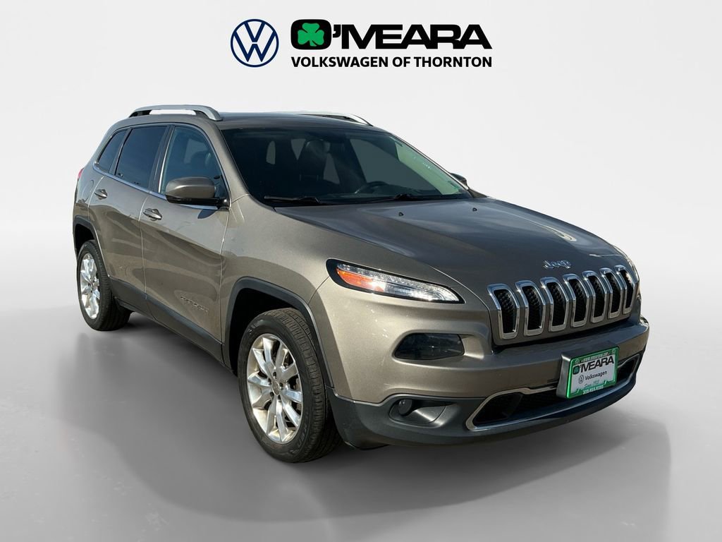 Used 2017 Jeep Cherokee Limited image 7