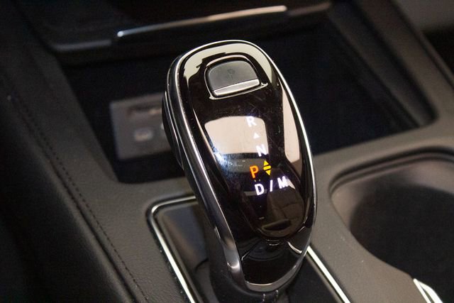 Used 2023 Cadillac XT4 Luxury w/ Cold Weather Package image 33