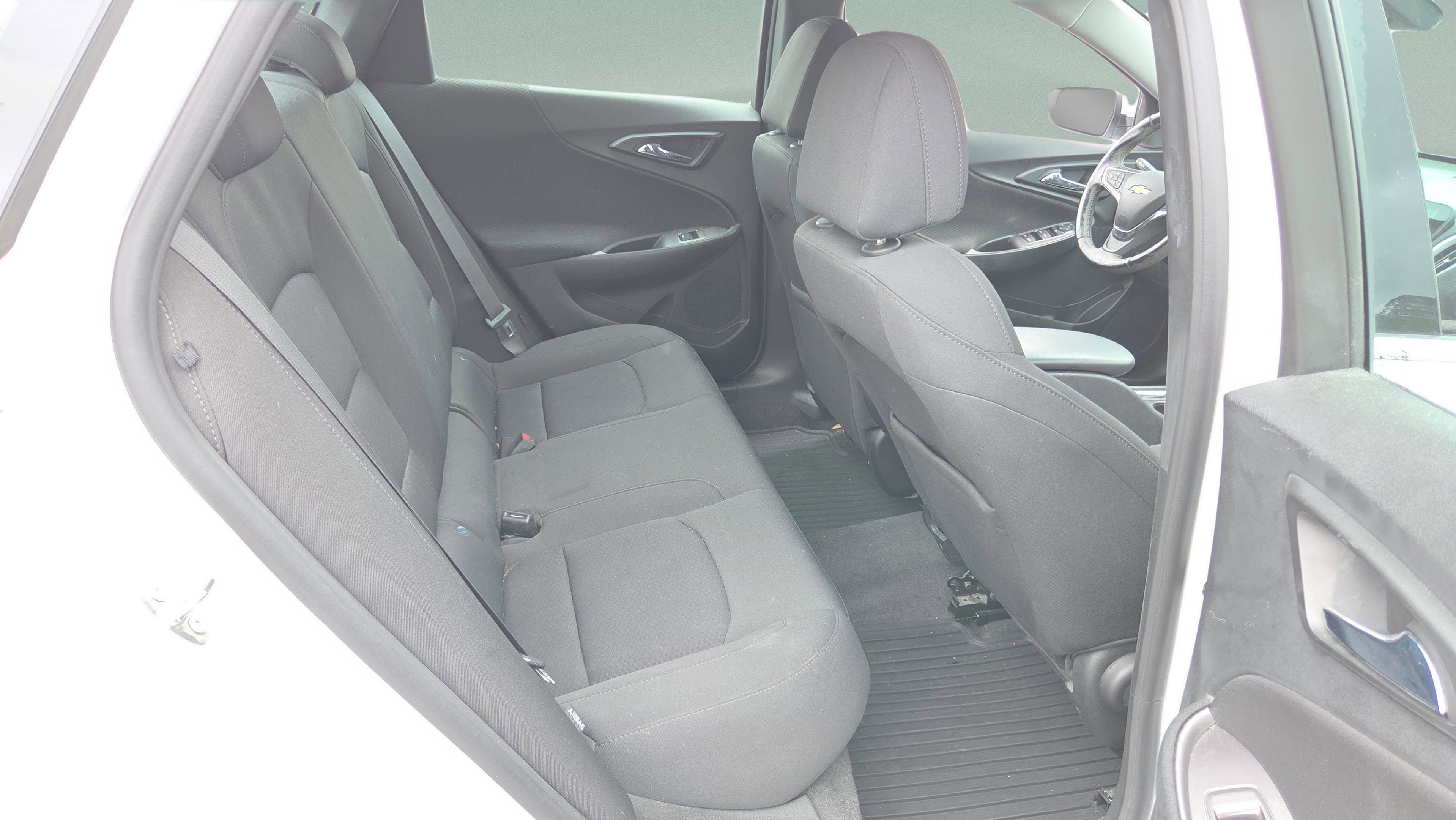 Used 2021 Chevrolet Malibu RS w/ LPO, Convenience Package 2 FWD image 13