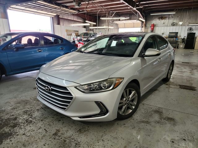 Used 2017 Hyundai Elantra Value Edition w/ Cargo Package FWD image 5