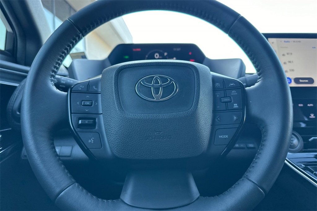 Used 2023 Toyota bZ4X Limited image 26