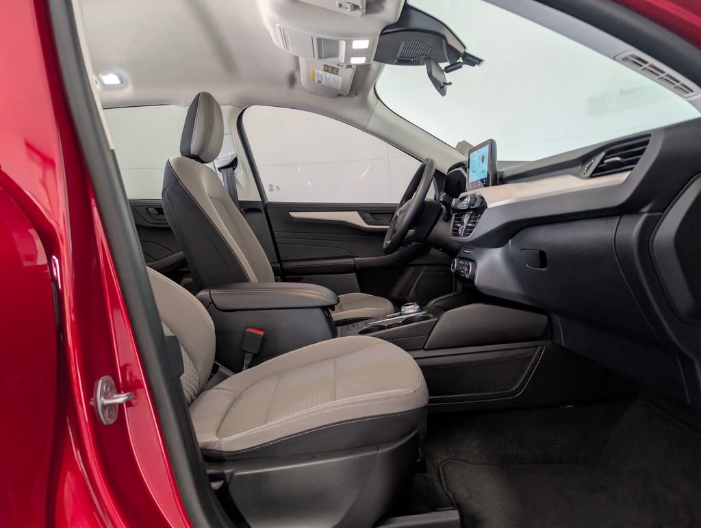 Certified 2022 Ford Escape SE w/ Convenience Package image 12