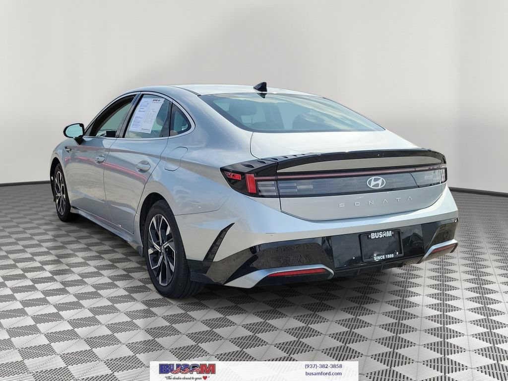 Used 2024 Hyundai Sonata SEL FWD image 3