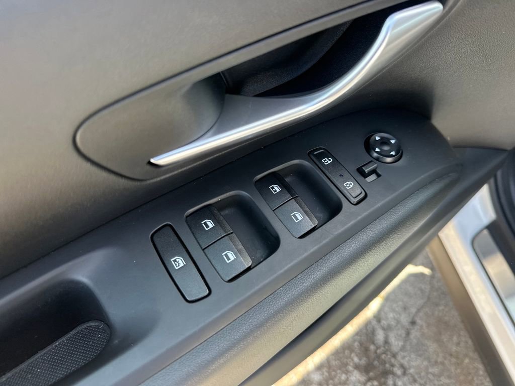 Used 2024 Hyundai Tucson SE FWD image 36