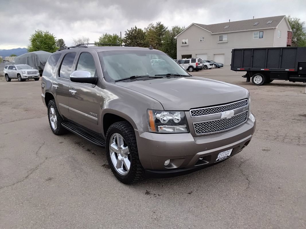 Used 2011 Chevrolet Tahoe LTZ image 3