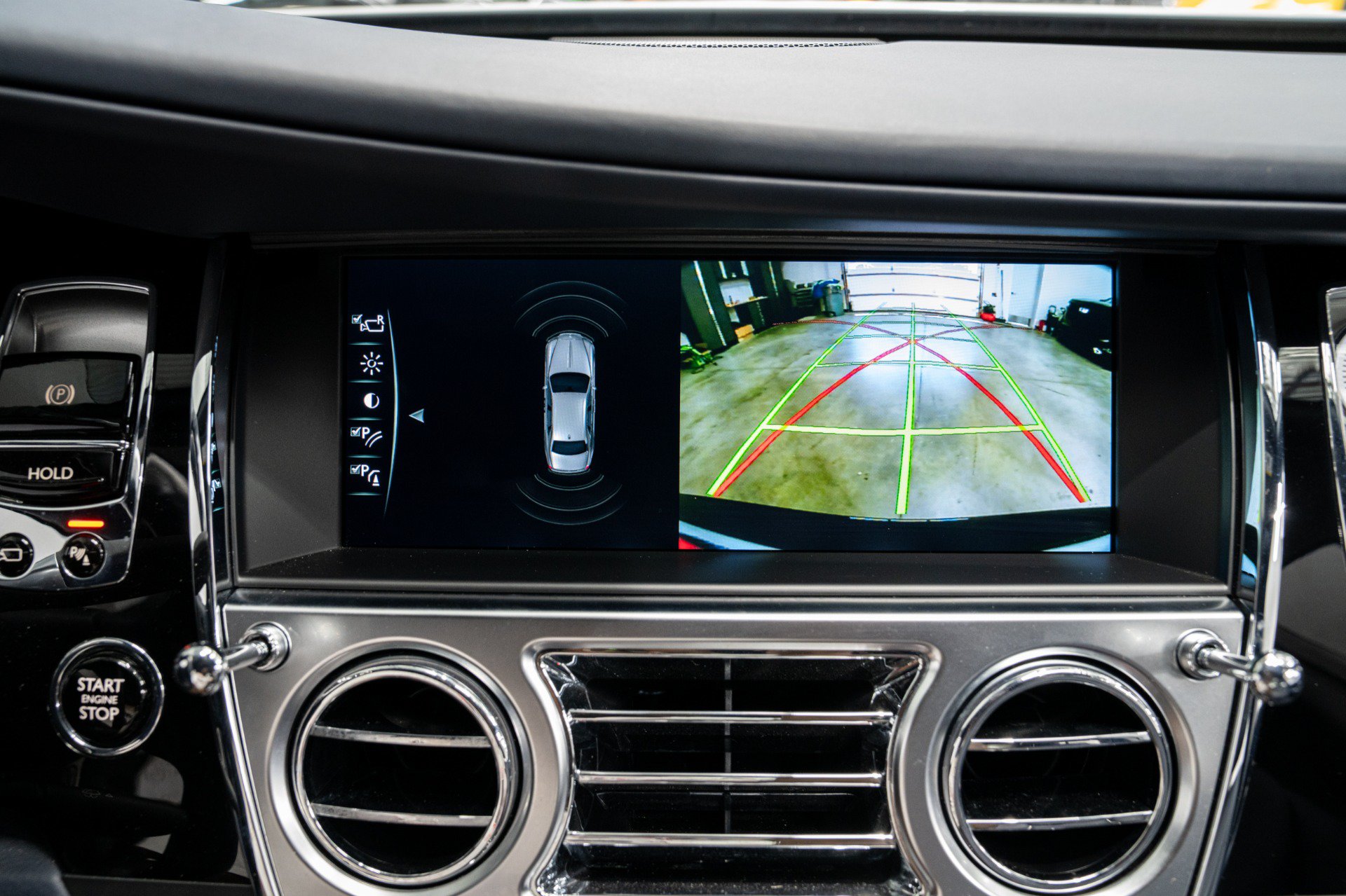 Used 2020 Rolls-Royce Ghost RWD image 39