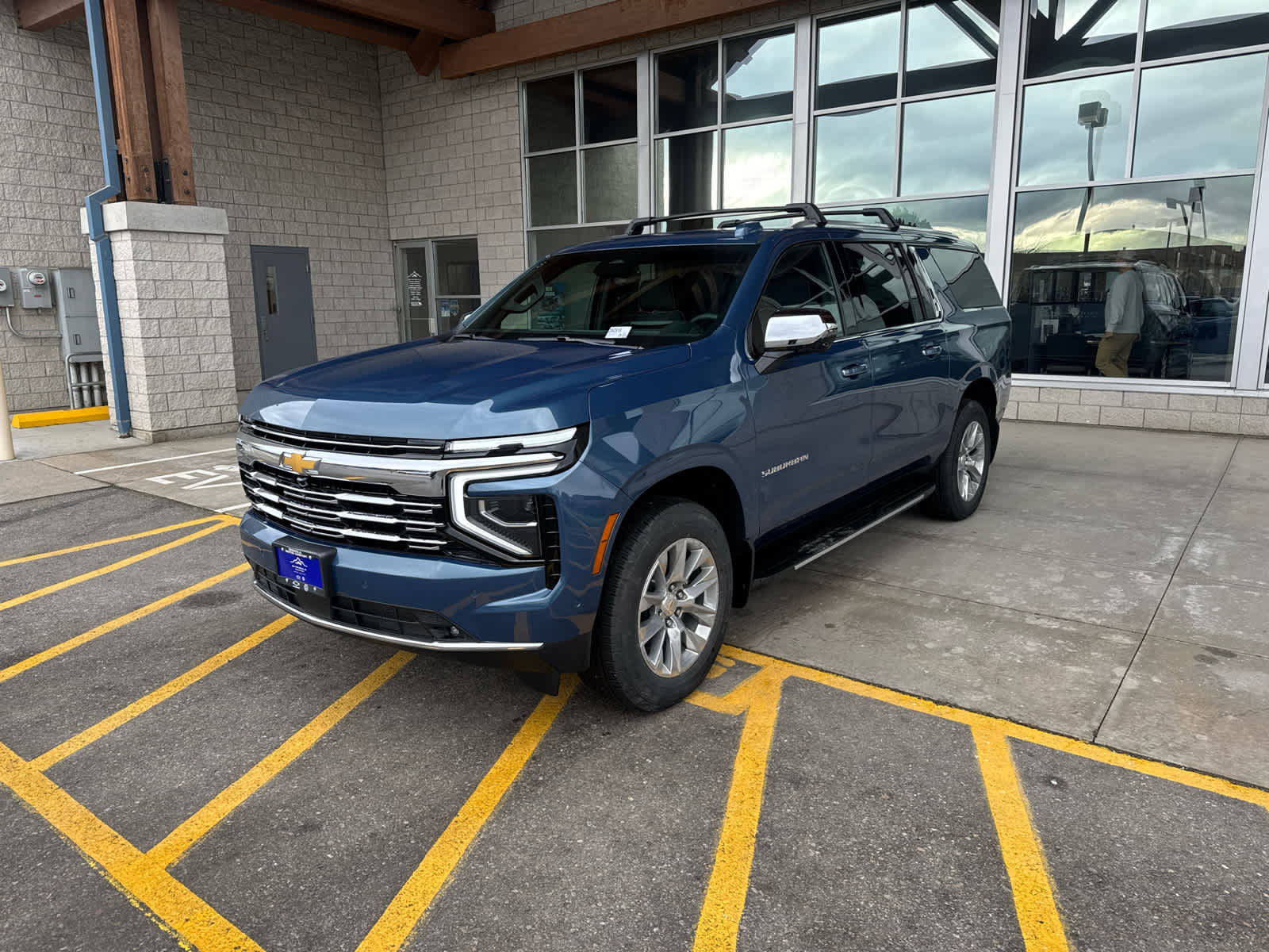 New 2026 Chevrolet Suburban Premier image 1