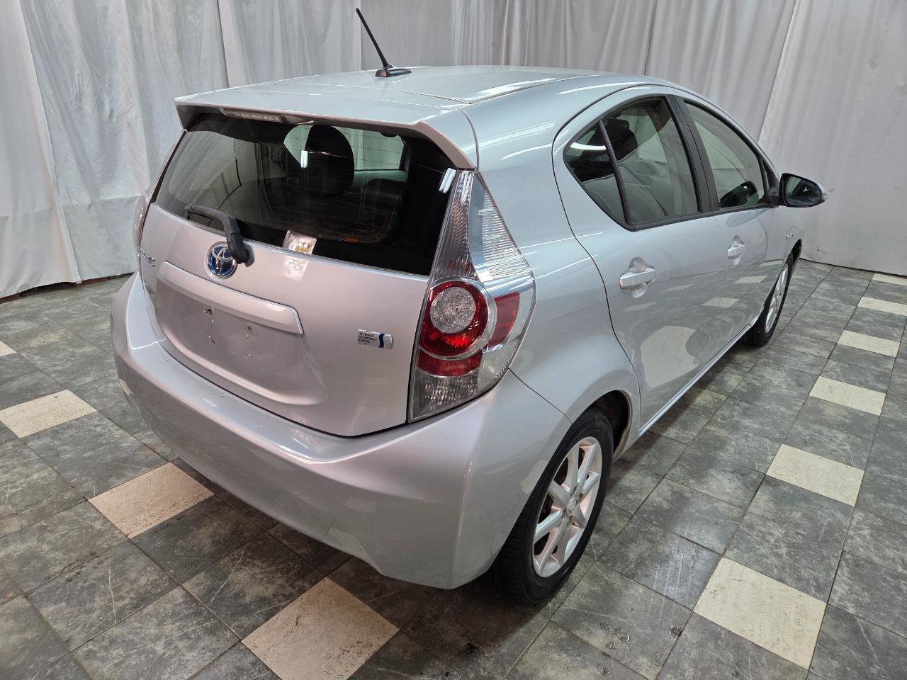 Used 2012 Toyota Prius C Four image 5