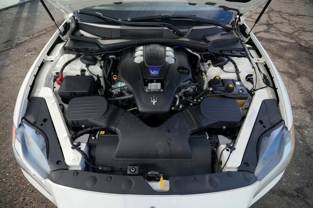 Used 2018 Maserati Quattroporte S image 17