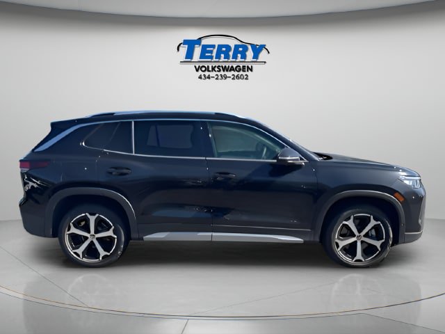 Certified 2025 Volkswagen Tiguan SE