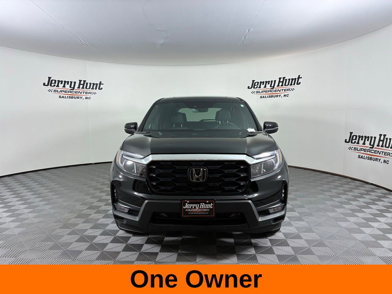 Used 2025 Honda Passport EX-L image 5