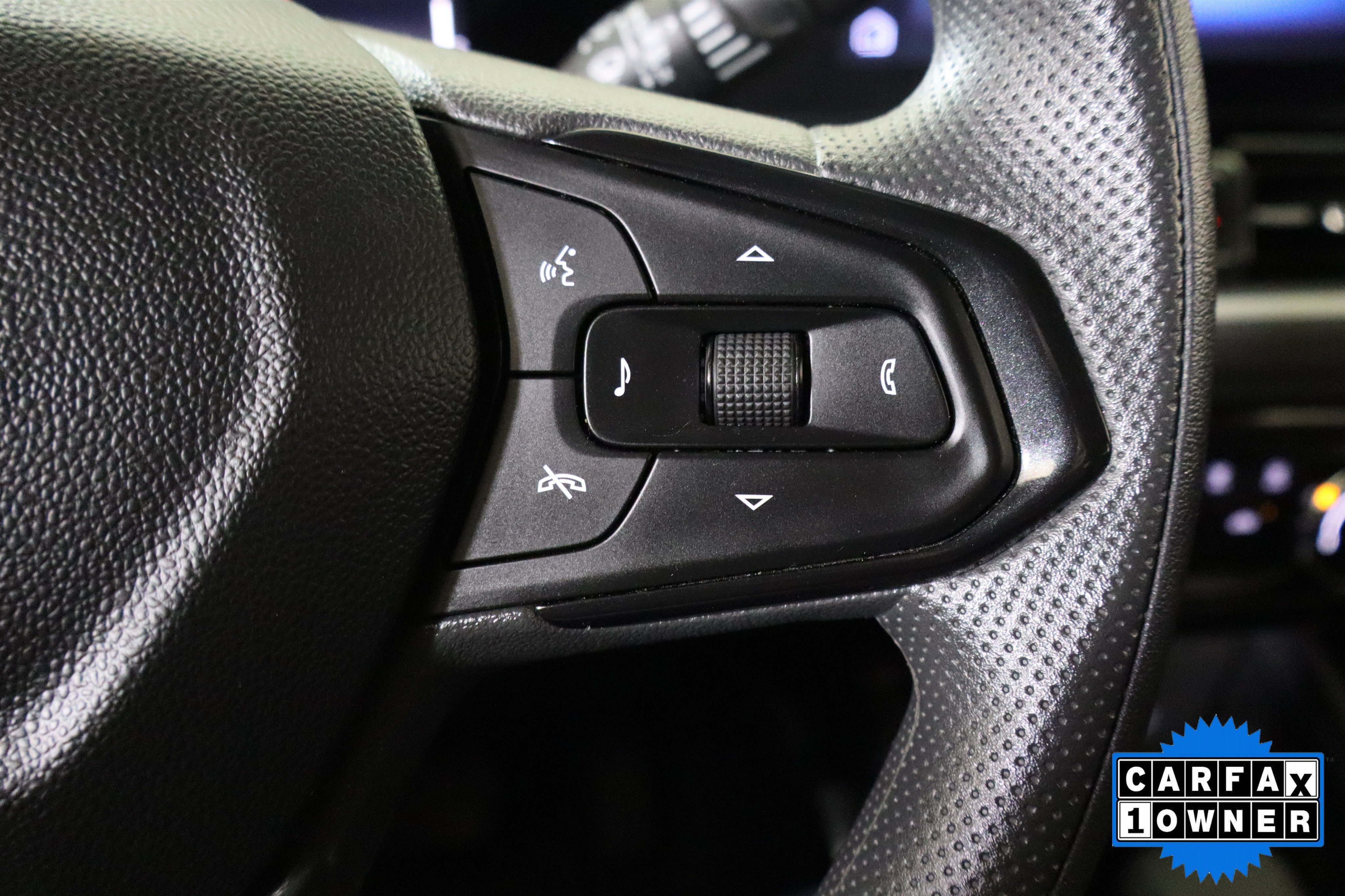 Used 2025 Chevrolet TrailBlazer LT AWD/4WD image 28