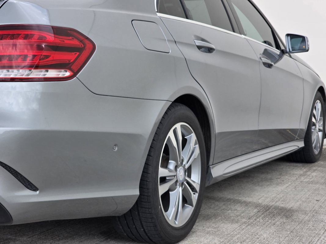 Used 2014 Mercedes-Benz E 250 BlueTEC Sedan image 36