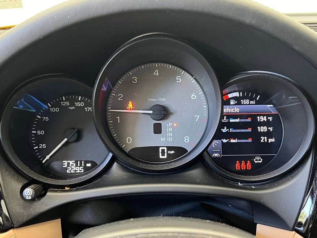 Certified 2023 Porsche Macan S AWD/4WD image 10