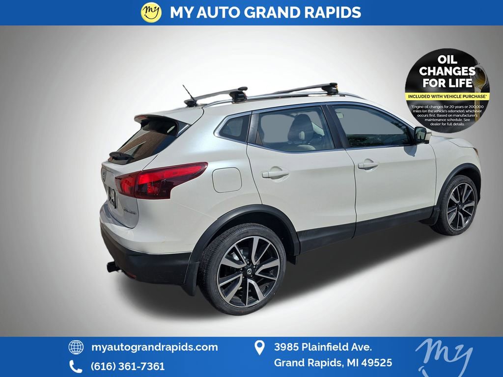 Used 2017 Nissan Rogue Sport SL w/ SL Premium Package AWD/4WD image 7