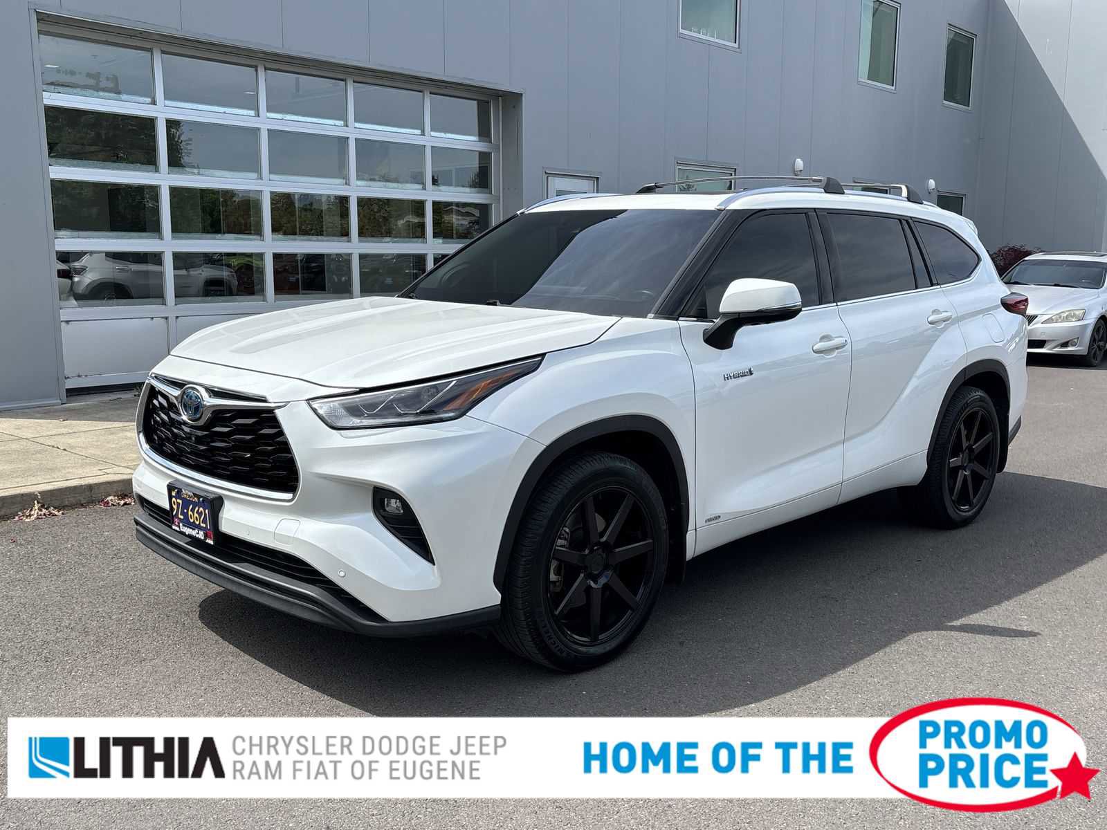Used 2021 Toyota Highlander Limited AWD/4WD image 1