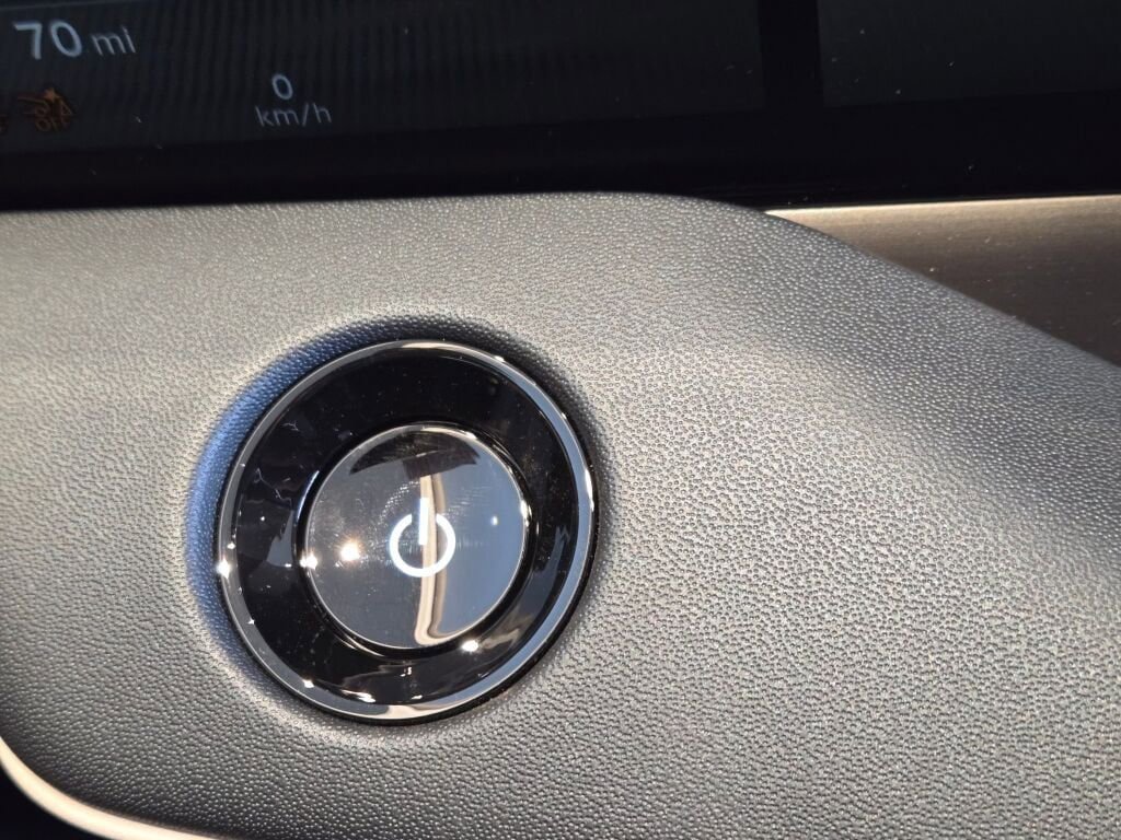 New 2026 Nissan Leaf SV+ w/ Floor Mat Package (SV+) image 30