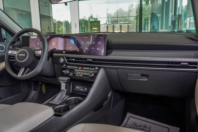 Certified 2025 Hyundai Sonata SE FWD image 18