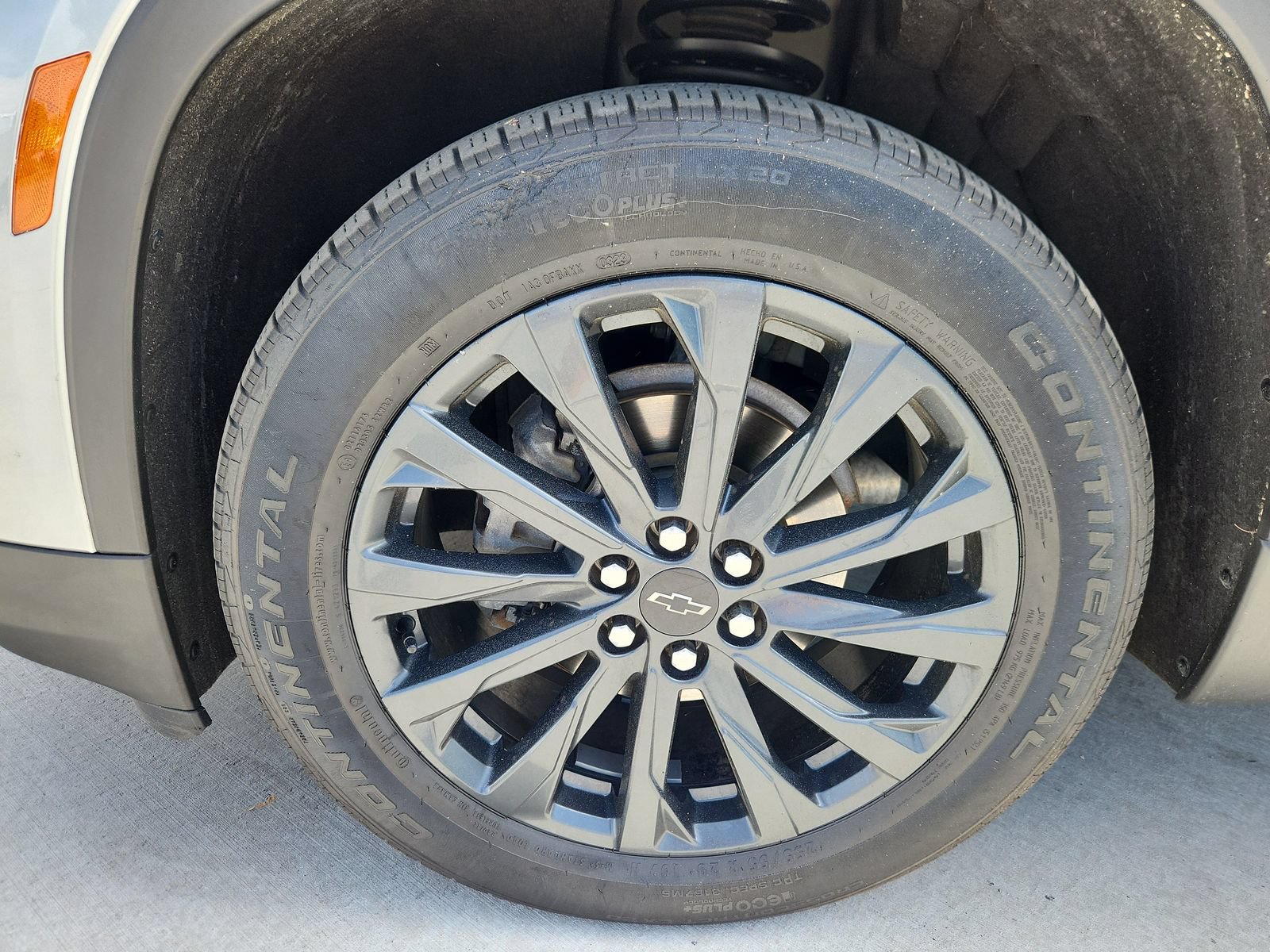 Used 2023 Chevrolet Traverse RS AWD/4WD image 19