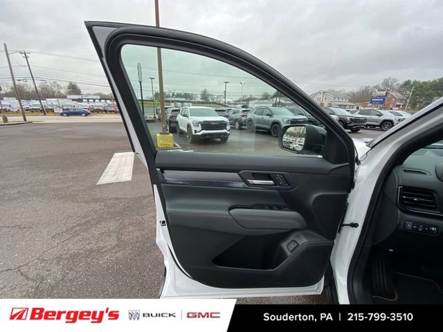 New 2026 GMC Terrain AT4 w/ Convenience Package III AWD/4WD image 25