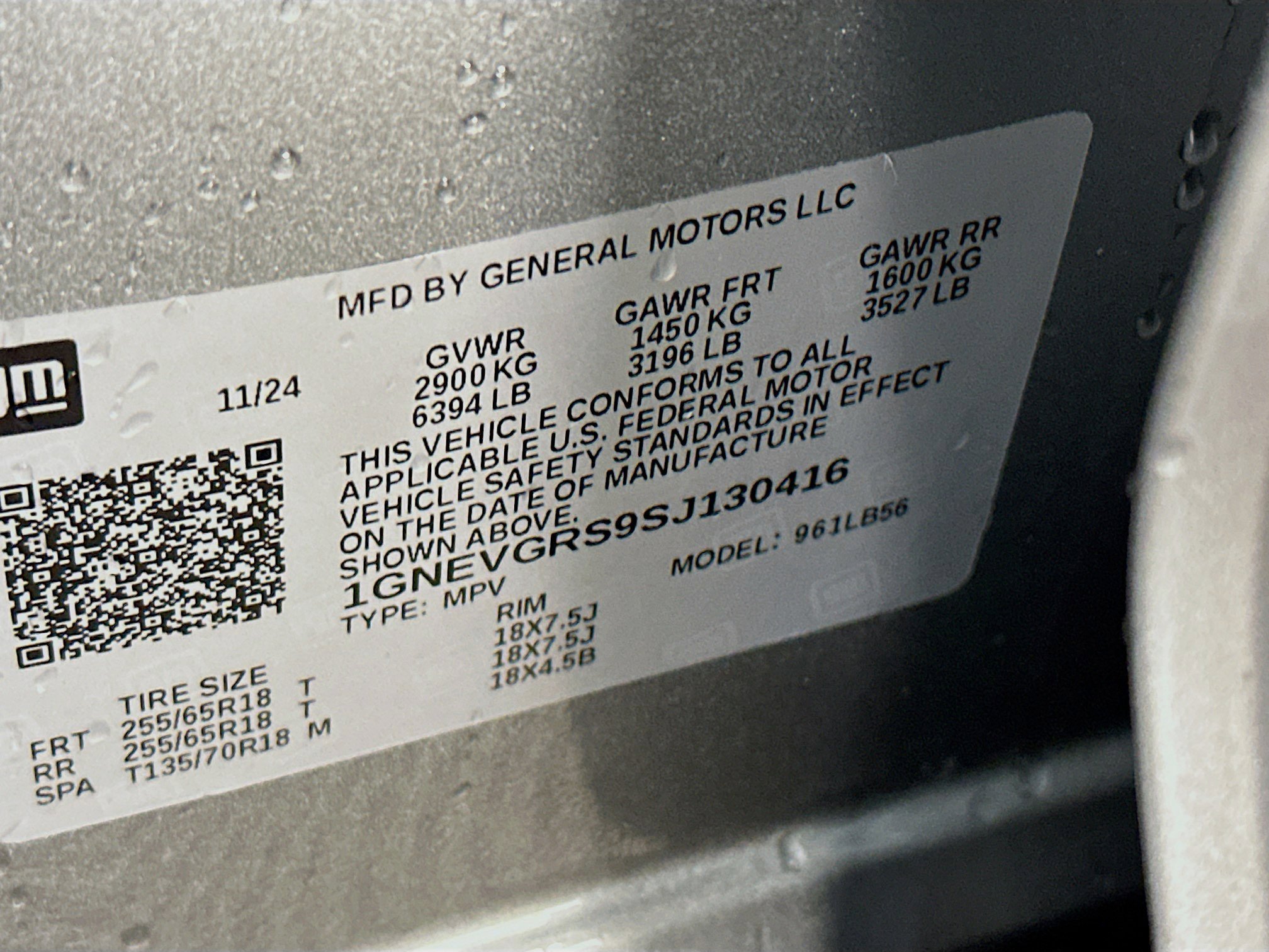 Used 2025 Chevrolet Traverse LT AWD/4WD image 12