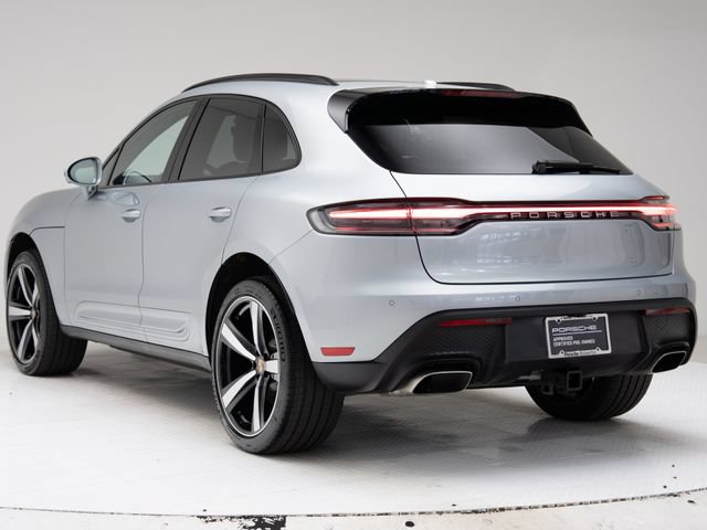 Certified 2026 Porsche Macan AWD/4WD image 7