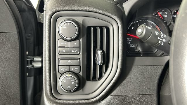 Used 2026 Chevrolet Silverado 1500 Custom AWD/4WD image 19