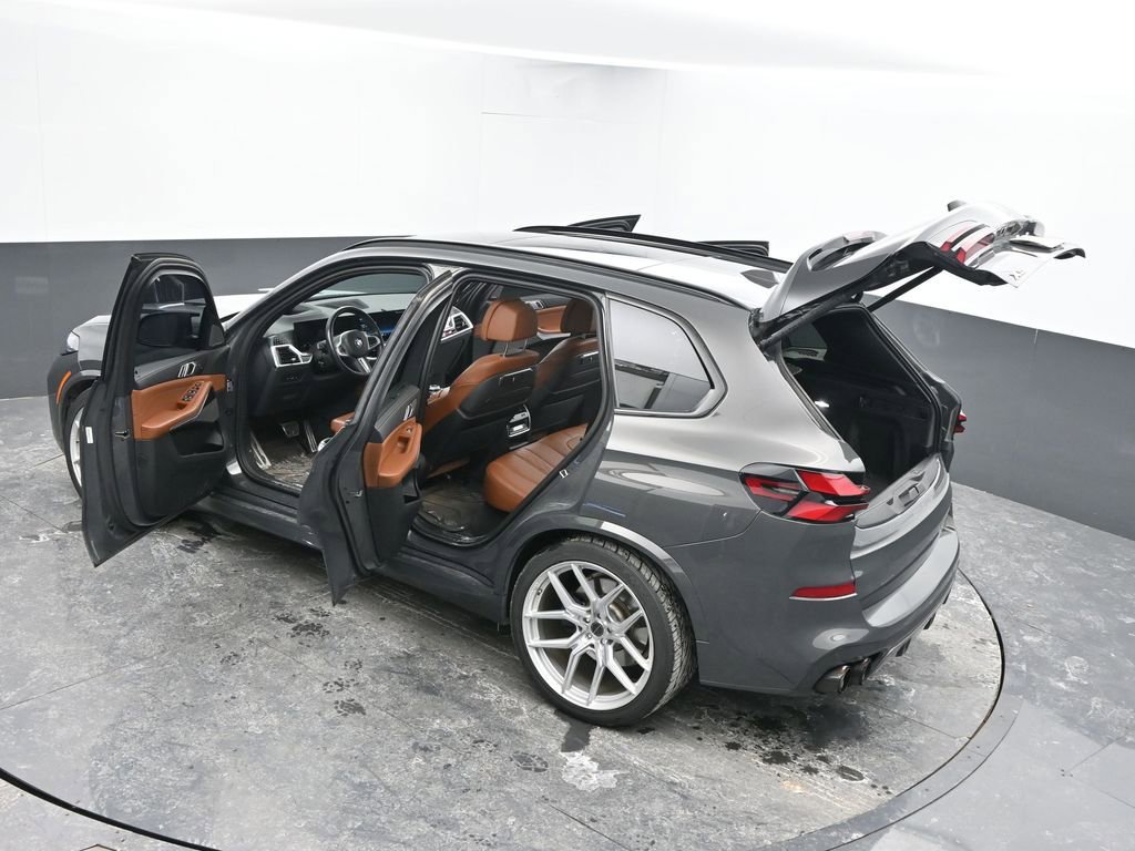 Used 2024 BMW X5 M60i image 59